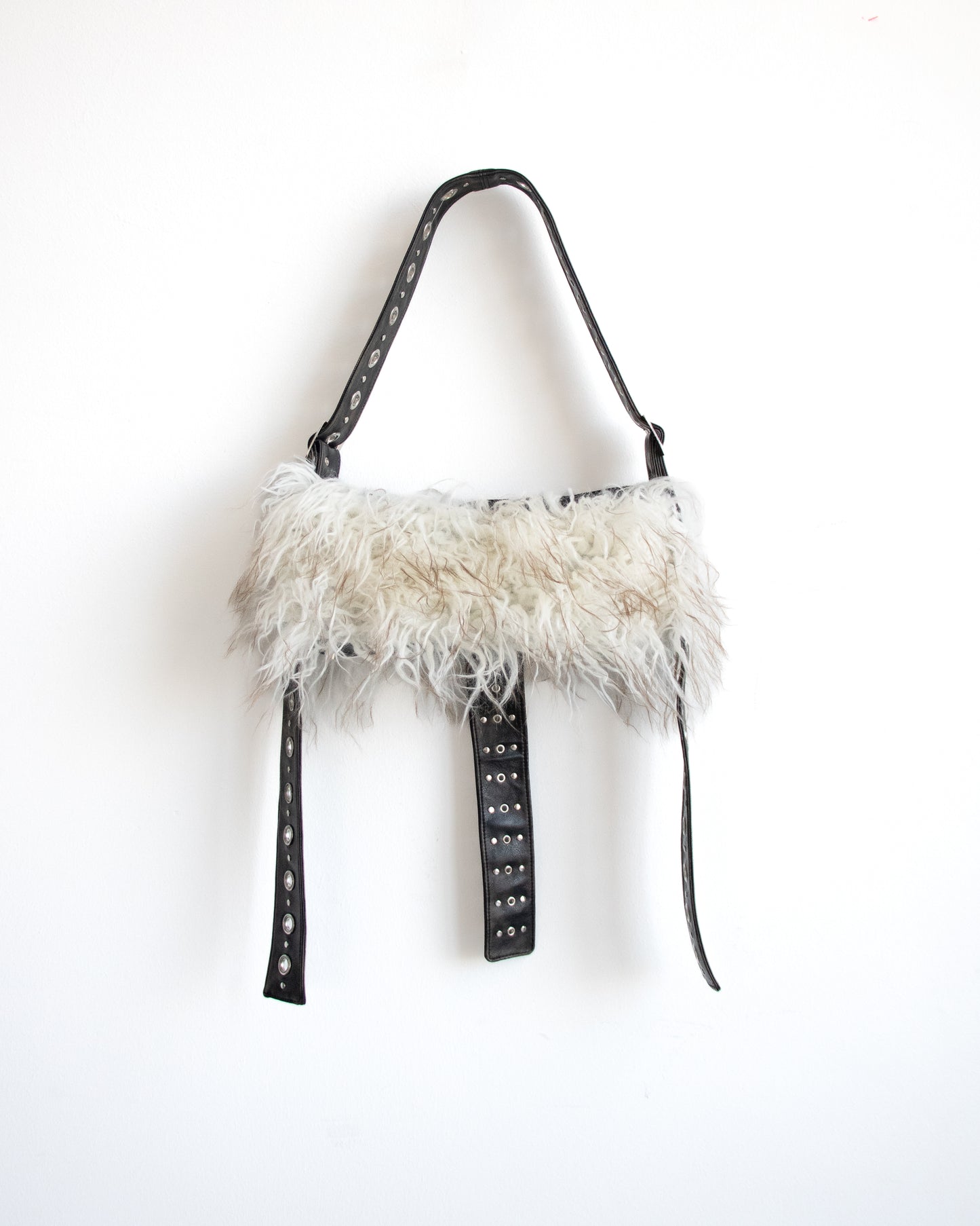 La Punani Baguette Black & White